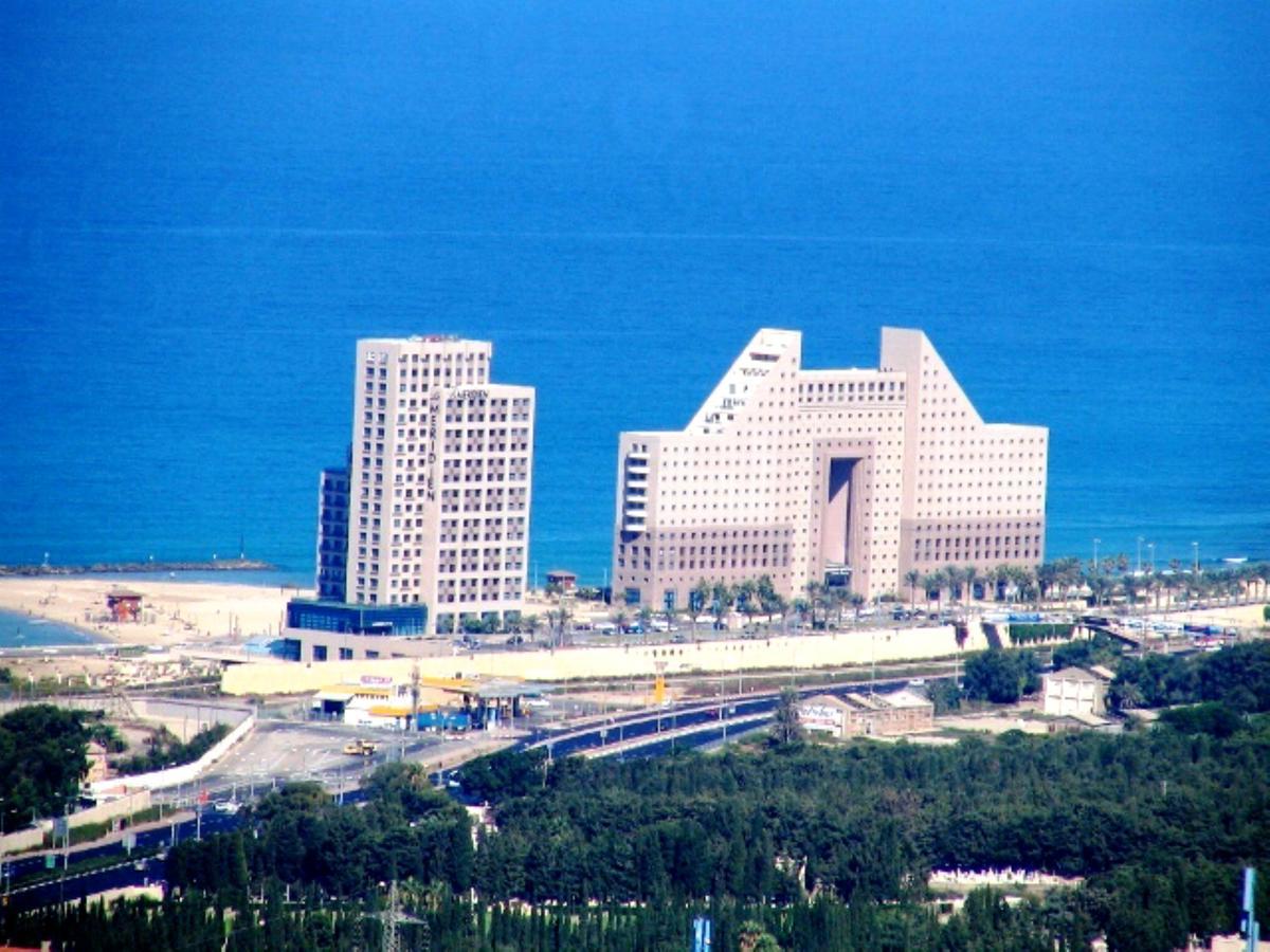 Sea View Beach Apartment 하이파 외부 사진